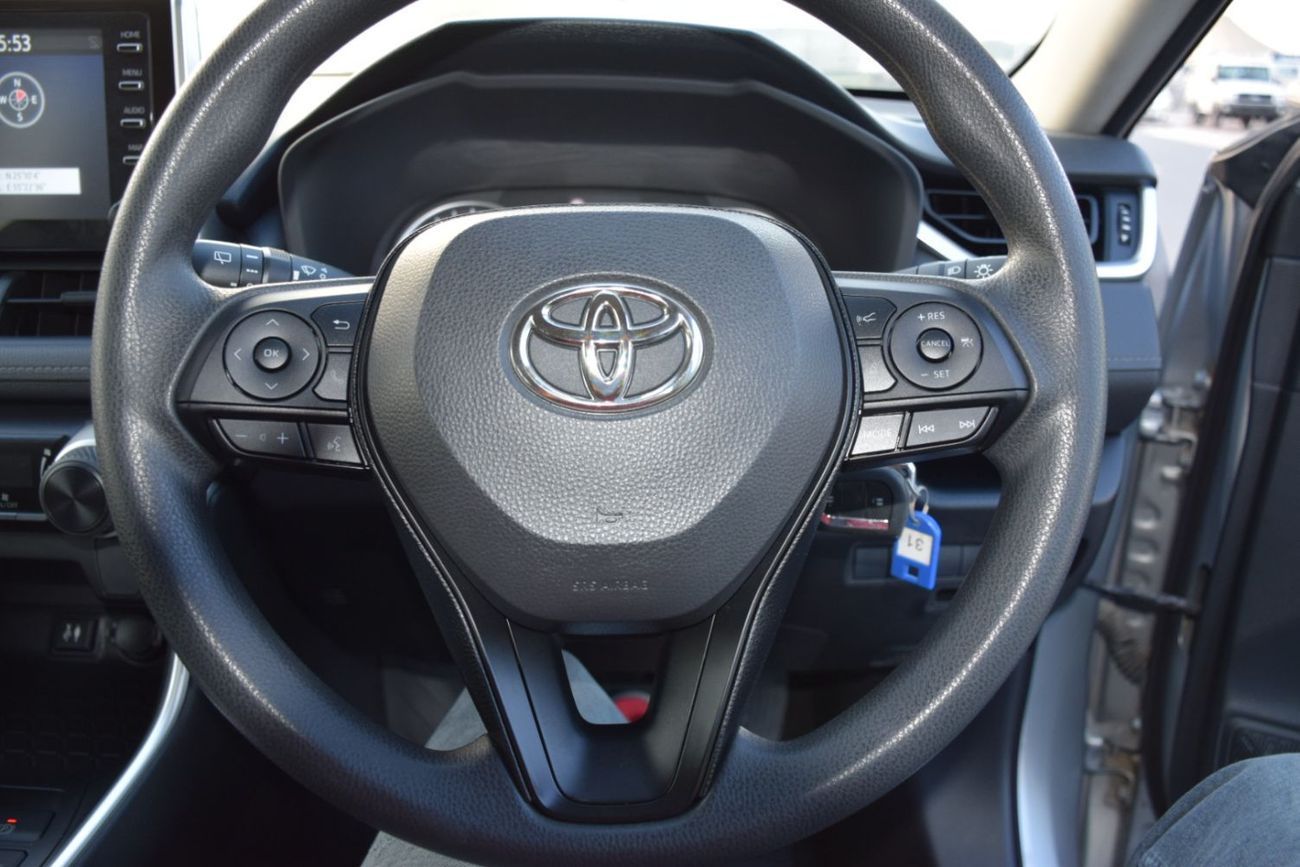 تويوتا راف ٤ LE 2.0L FWD Petrol