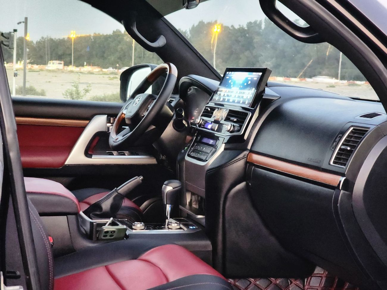 تويوتا لاند كروزر 