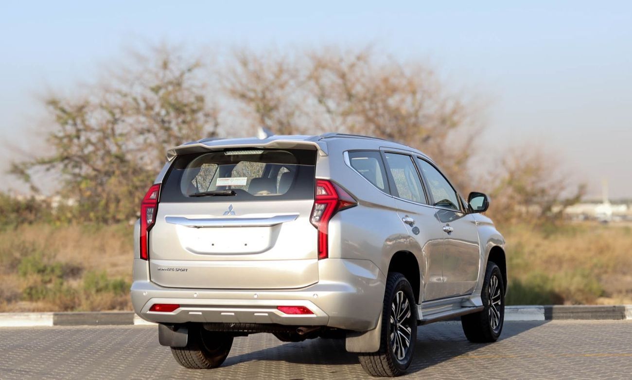 ميتسوبيشي مونتيرو سبورت GLS Premium 3.0L (7 Seater) Mitsubishi Montero Sport 2021 GCC, V6, Full Option, Accident Free, Excel
