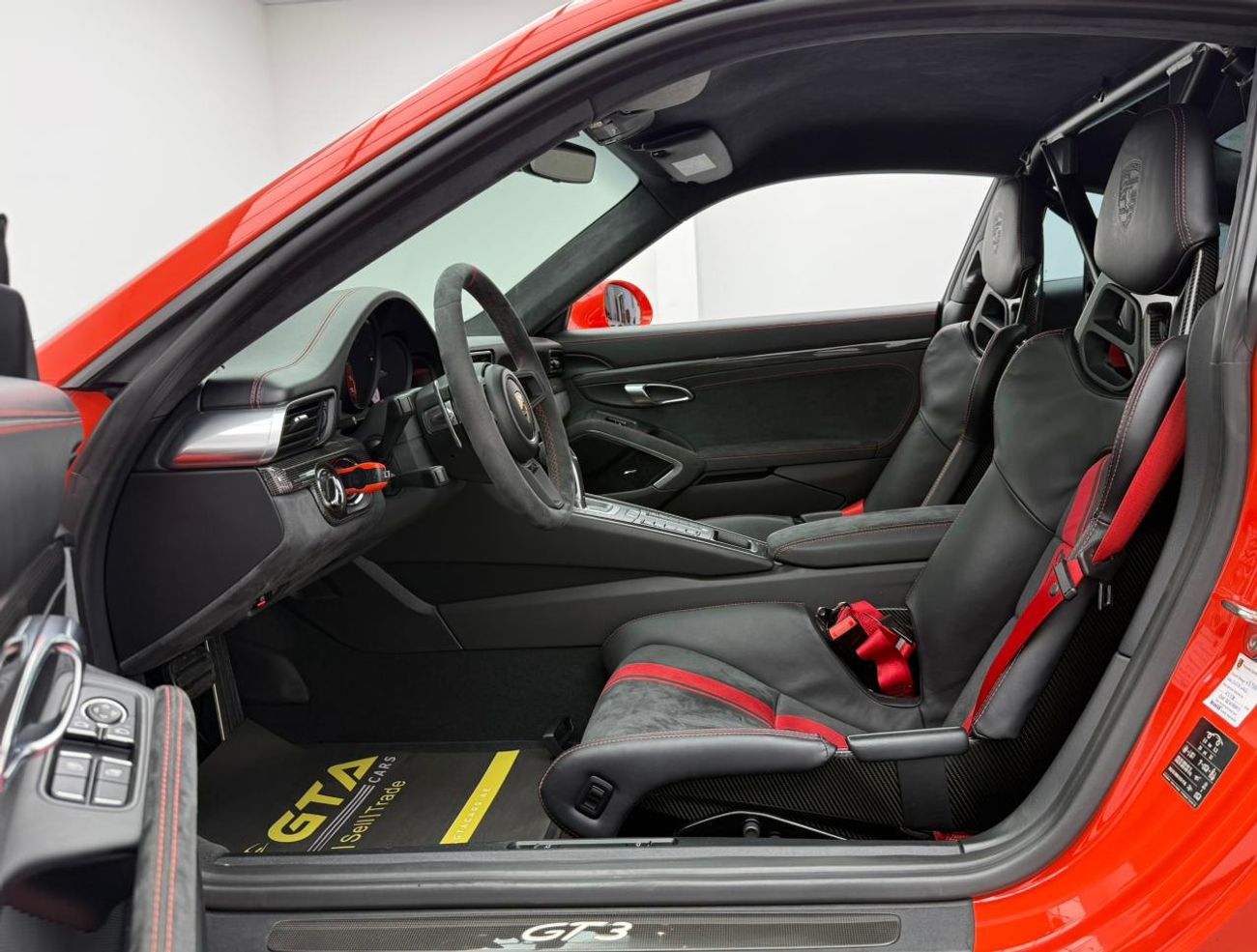 Porsche 911 2018 Porsche 911 GT3, Porsche Warranty+Full Service History, GCC Spec