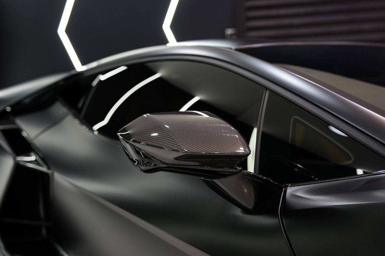 Lamborghini Revuelto 6.5L V12 Hybrid 2025 Lamborghini Revuelto, Hybrid V12, ADAS Package, Full Carbon, Dealer Warranty +