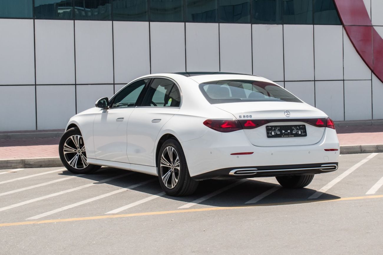 مرسيدس بنز E200 2.0L