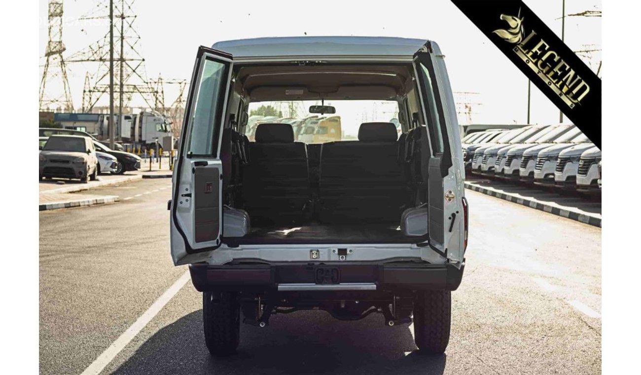 Toyota Land Cruiser 70 2021 Toyota Land Cruiser 76 Series 4.2L MT V6 | 3 Door HardTop 9 Seater