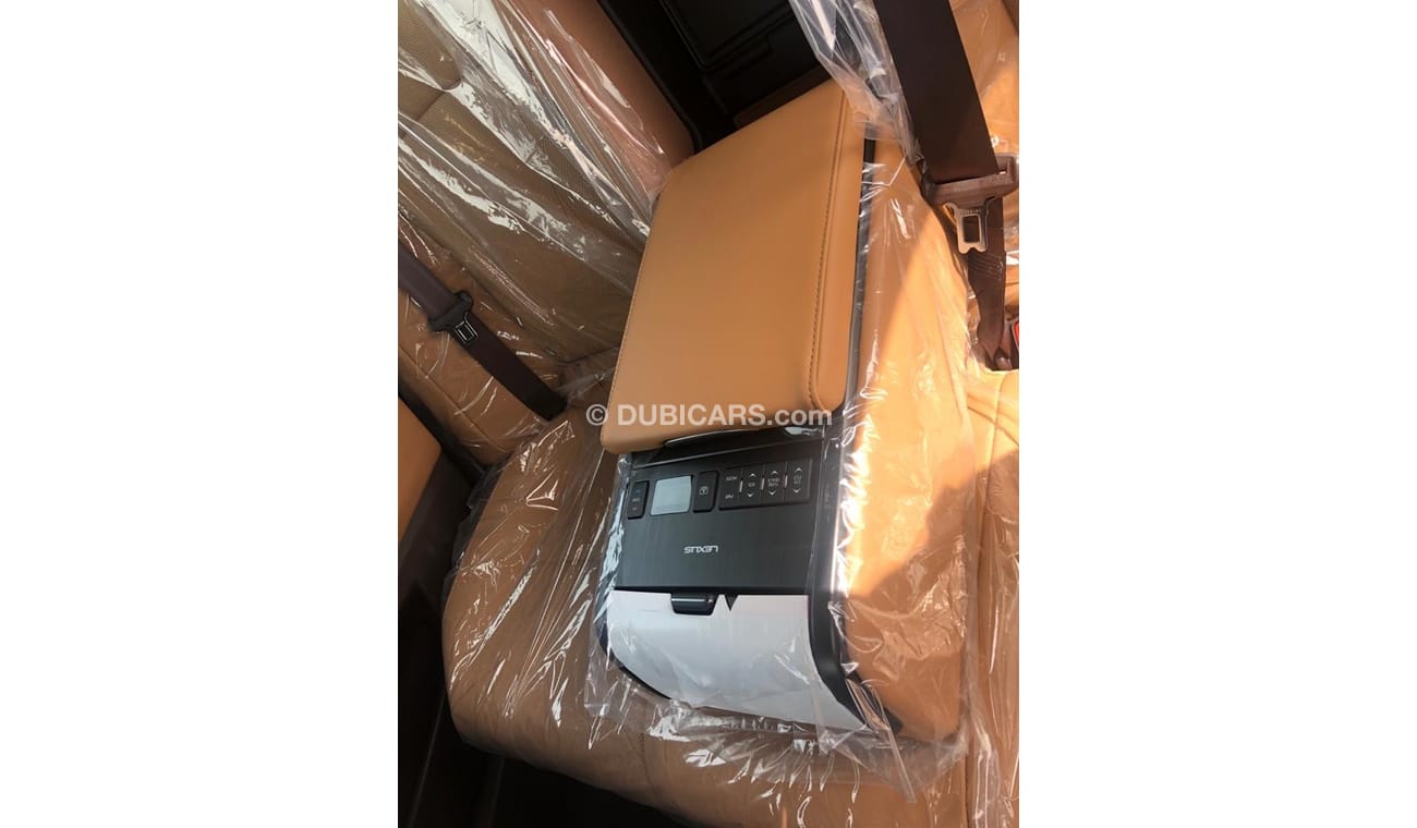 لكزس ES 350 لكزس ES 350 ، كامل الخيار ، 3.5 لتر ، V6 ، موديل 2020 مع سقف بانورامي وكاميرا 360 درجة ، للتصدير وال