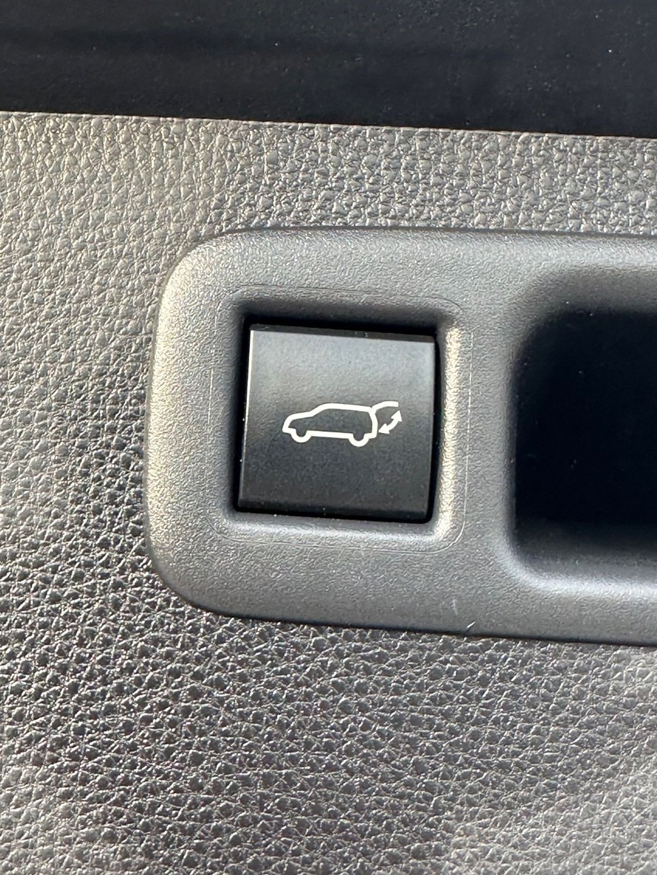 تويوتا هايلاندر XLE premium 2.5 L