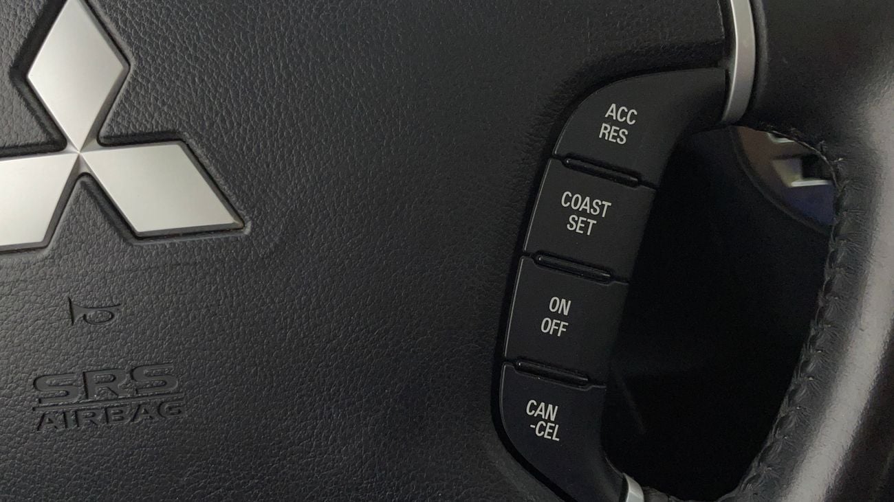 ميتسوبيشي باجيرو GLS HIGHLINE 3 | بدون دفعة مقدمة | اختبار القيادة في المنزل