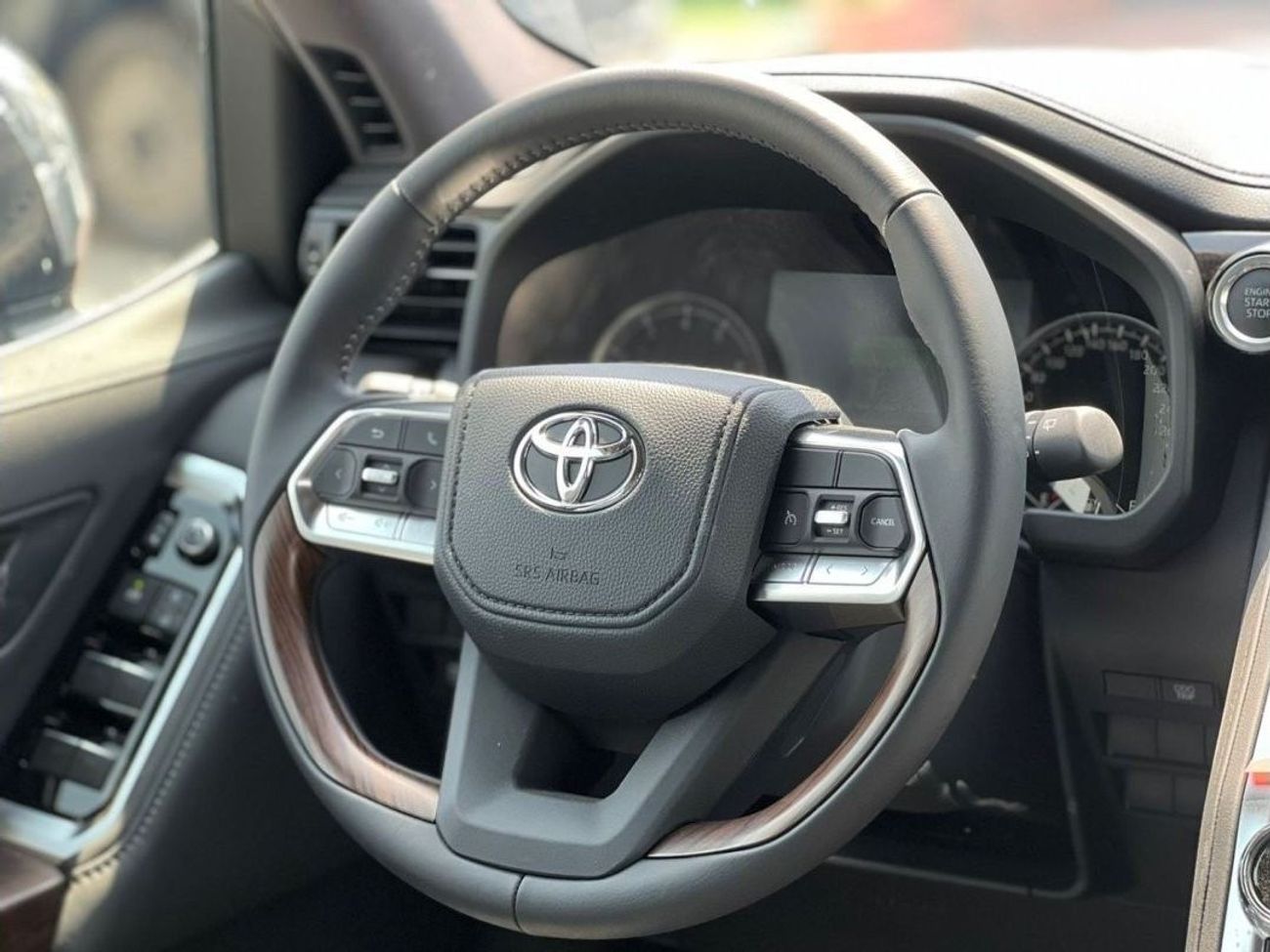 Toyota Land Cruiser Toyota Land Cruiser VX 4.0L M2024