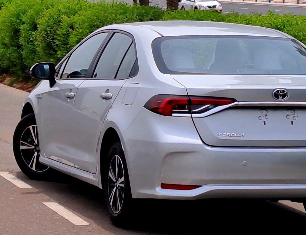 Toyota Corolla XLI Executive Hybrid 930-Monthly l GCC l Hybrid, Cruise, Camera l Accident Free