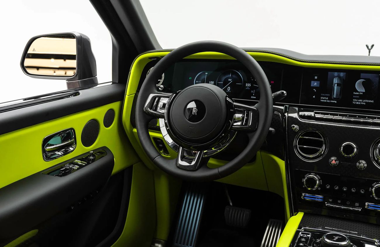 Rolls-Royce Cullinan 6.75L V12 Twin-Turbocharged Engine