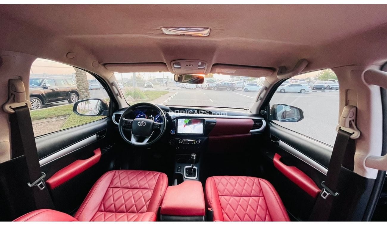 Toyota Hilux TRD 2018 Adventure GCC V6 4.0L Petrol Push Start [LHD] AT 4x4 Leather Seats Premium Condition