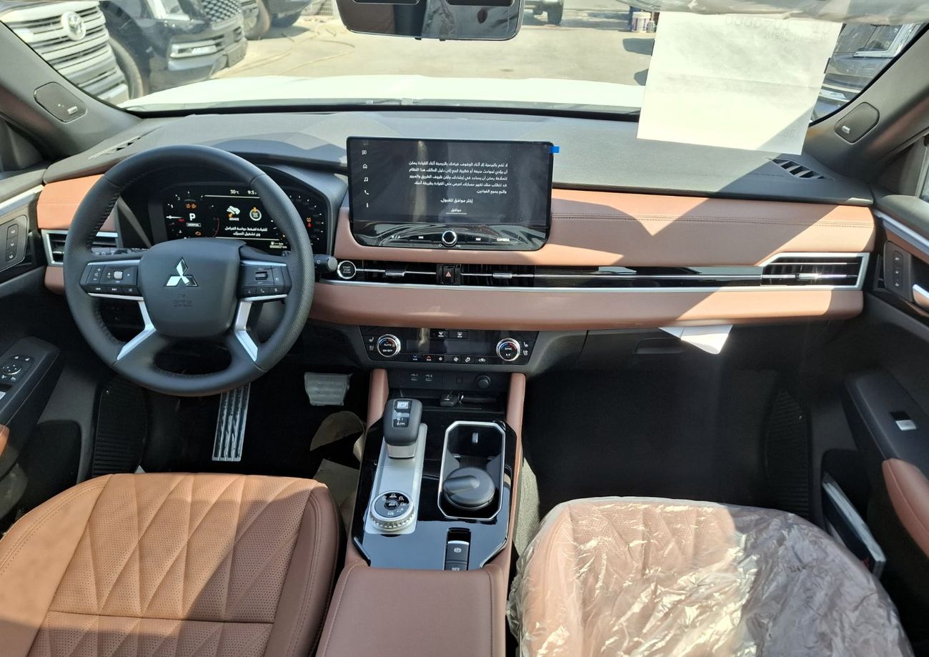 Mitsubishi Outlander Outlander P Line 2.5L 2026 White Petrol (Export Only)