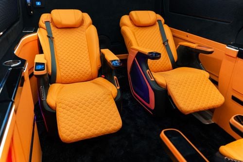 Mercedes Benz Sprinter Luxury VIP Sprinter with Private Washroom