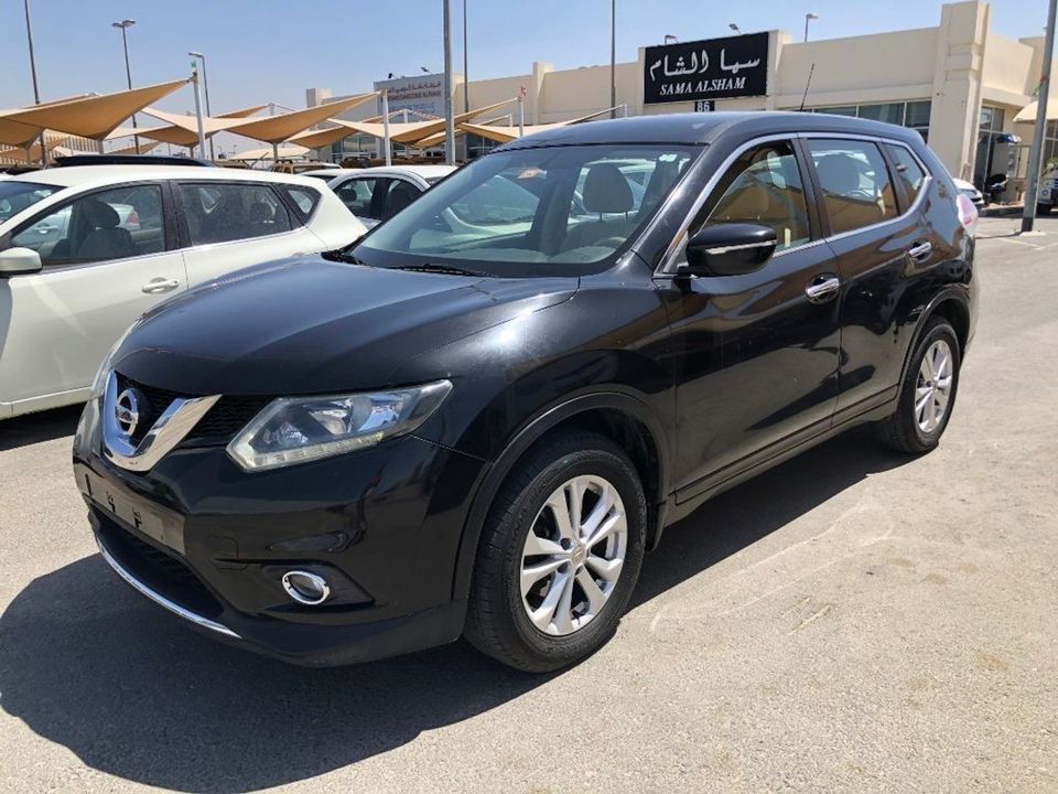 Used Nissan XTrail 2015 for sale in Sharjah 316576