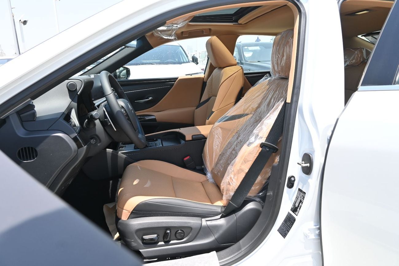 لكزس ES300h PLATINUM Lexus ES300H 2.5L Hybrid, Color White Model 2025