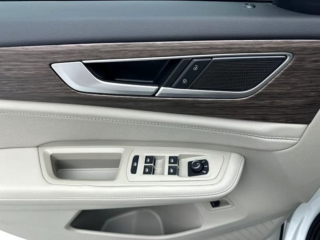 Volkswagen Teramont Comfortline 3.6L Comfortline 2.0L