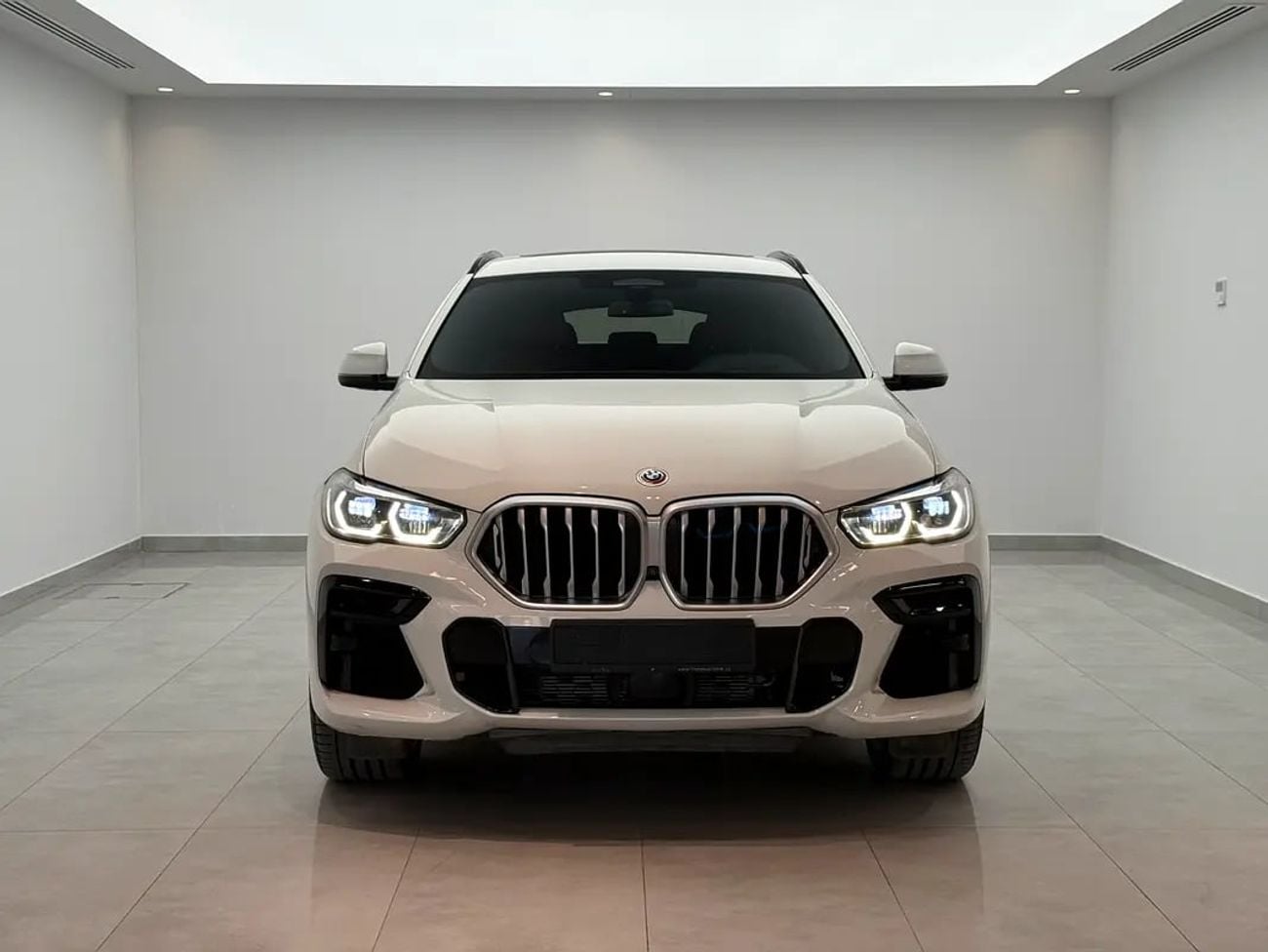 بي أم دبليو X6 xDrive40i M sport | GCC Specs | M Sport | AWD | Clean Condition