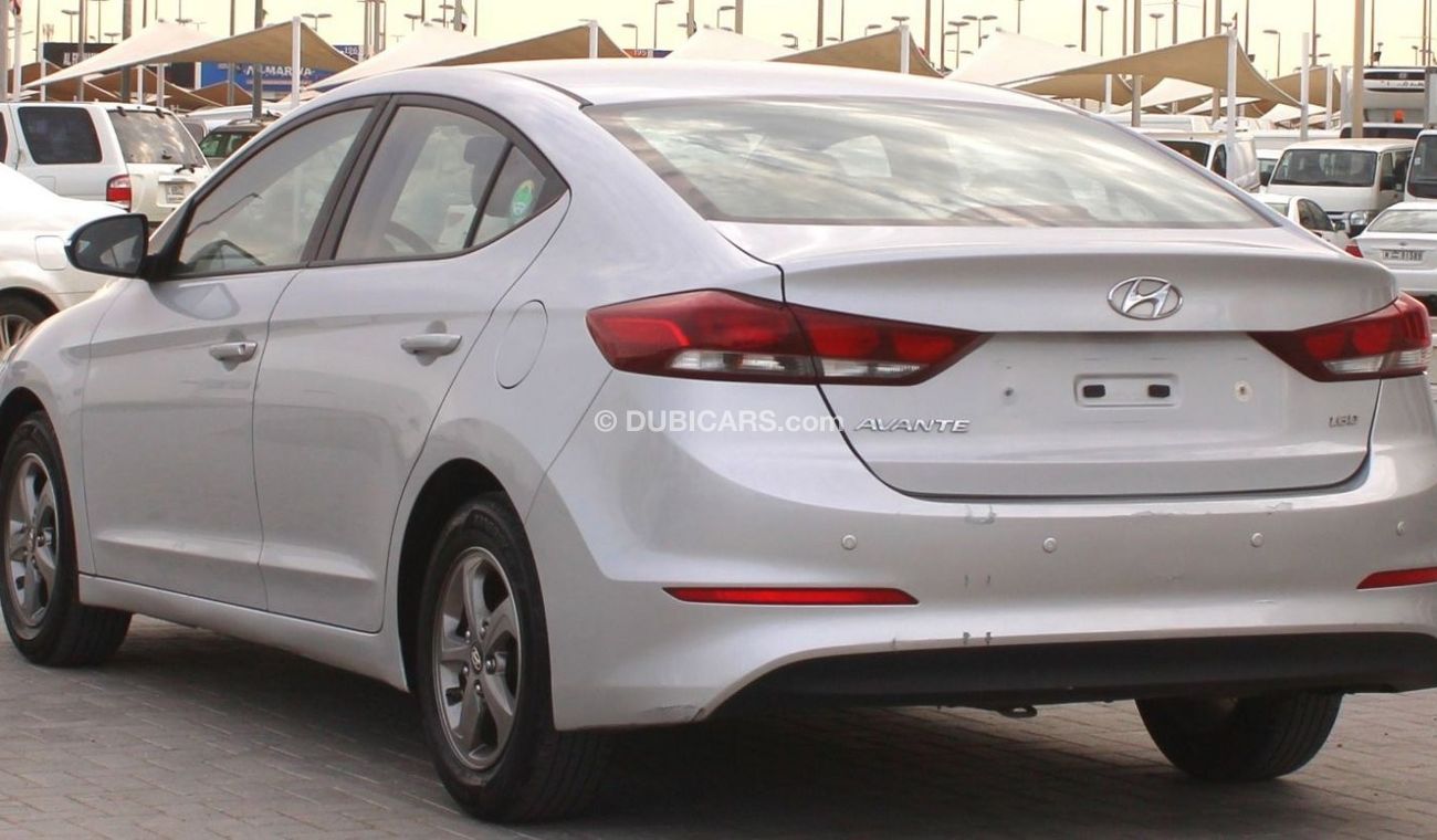 هيونداي افانتي هيونداي افانتي 2018  بحالة  ممتازة وارد كوريا أوراق جمارك بدون حوادث