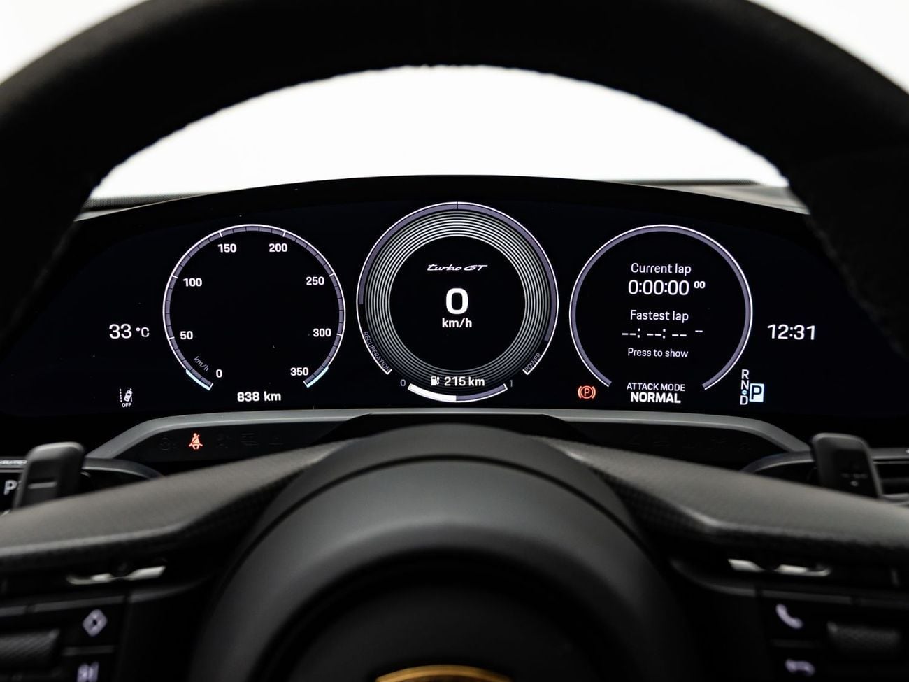 بورش تايكان 2025 Porsche Taycan Turbo GT, 2027 Porsche Warranty, Full Weissach Package, Very Low KMs, GCC