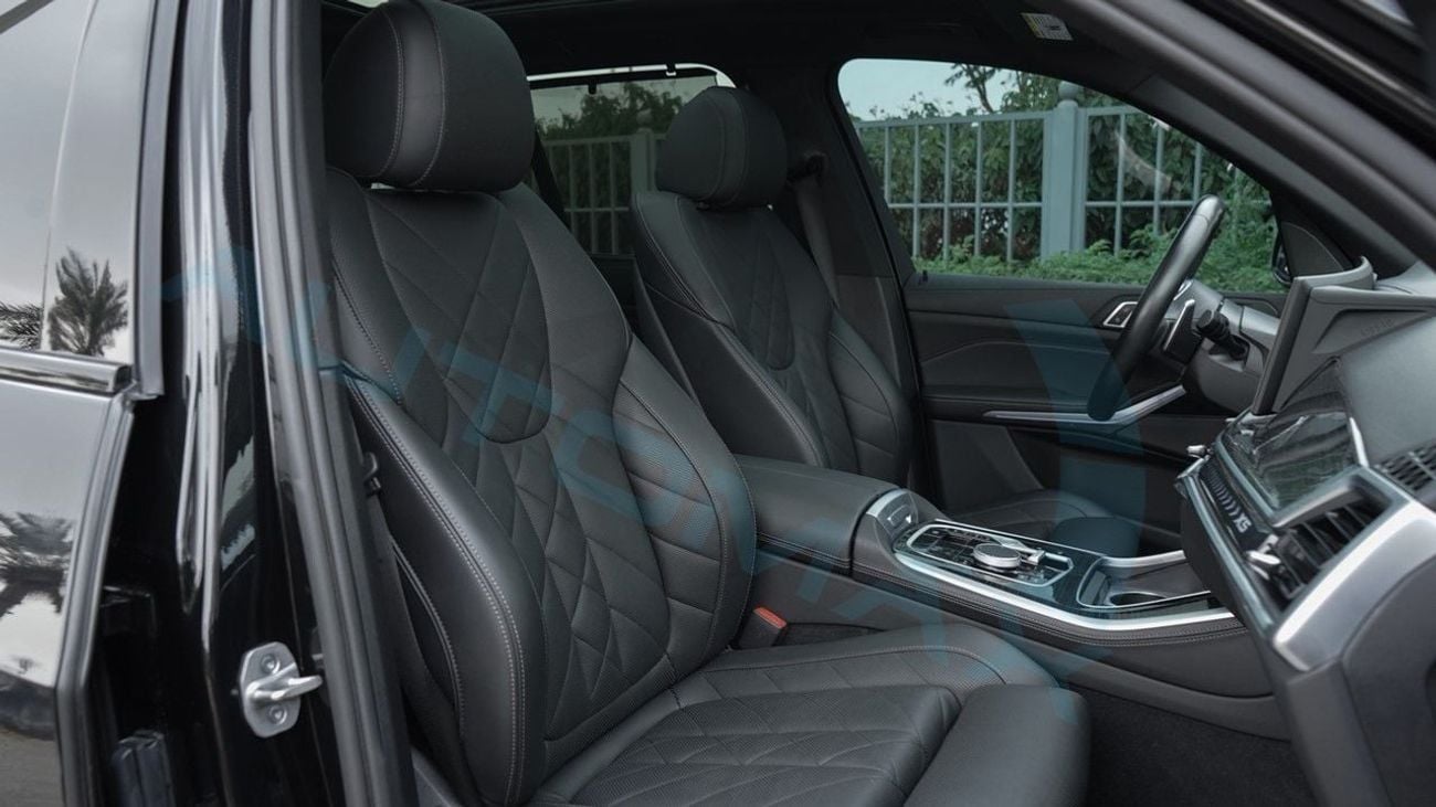 BMW X5 xDrive 40i M 3.0T 53900Km 2024 With 3 Years Or 100,000Km Warranty