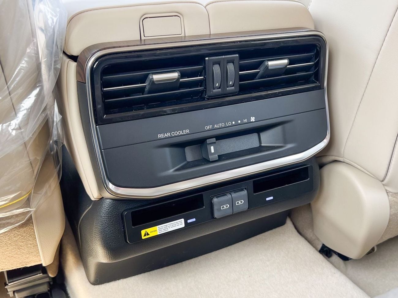 Toyota Land Cruiser EXPORT ONLY - 2025 LC300 GXR 4.0L (GCC Specification)