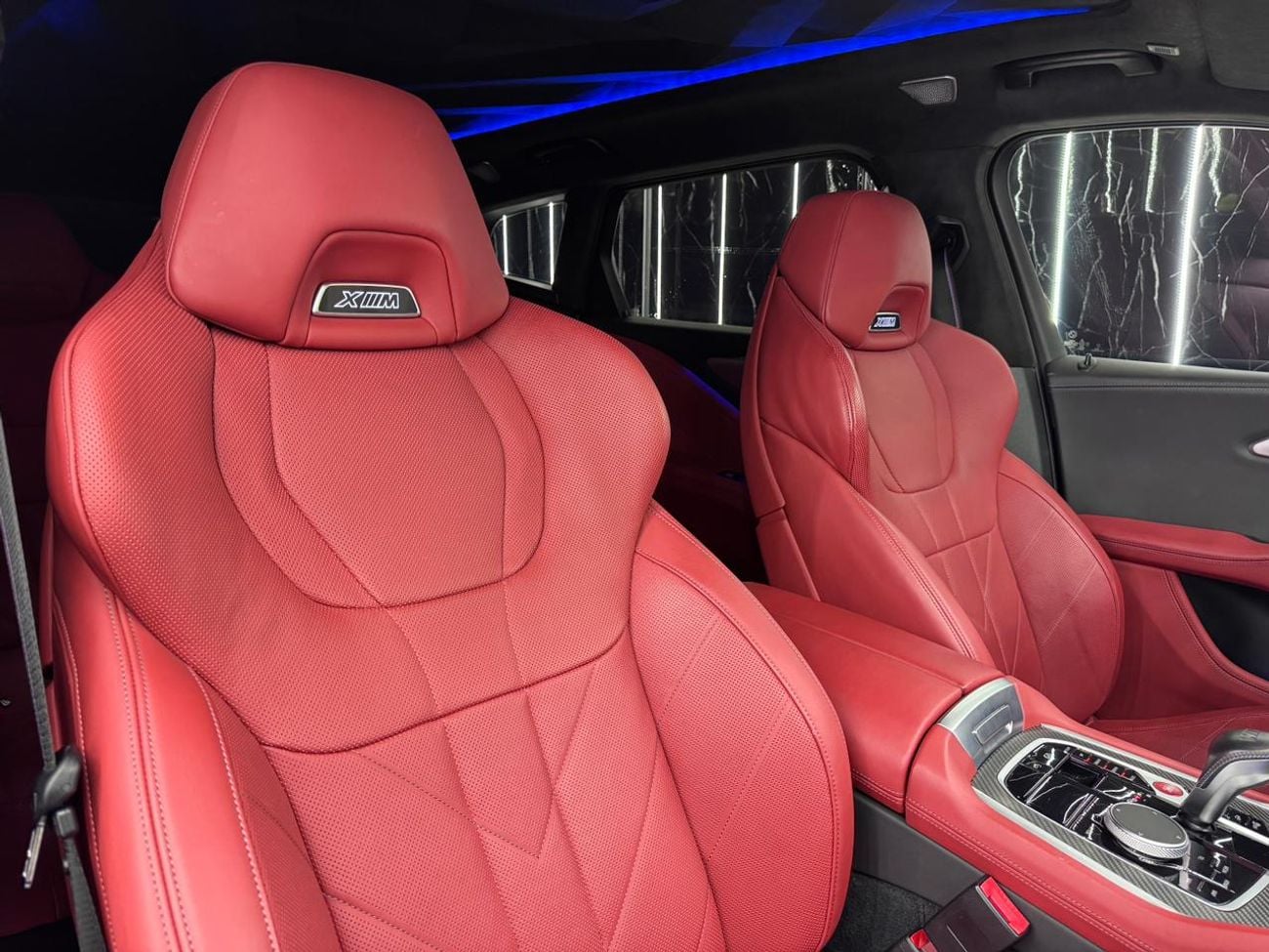 بي أم دبليو XM 4.4L, Twin Turbo V8 +Electric motor,653Hp,8-Speed Automatic ,AWD