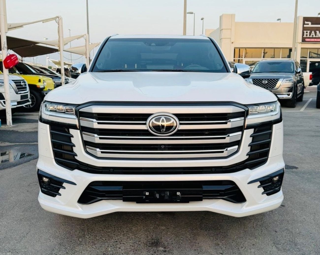 تويوتا لاند كروزر VXR