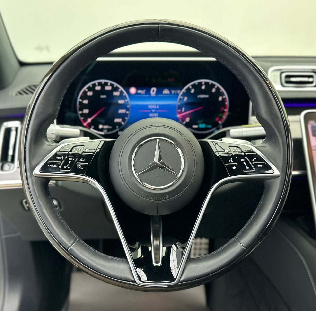 Mercedes Benz S 580 2022 Mercedes-Benz S580L 4Matic, 1 Year Warranty Unlimited Km, Excellent Condition