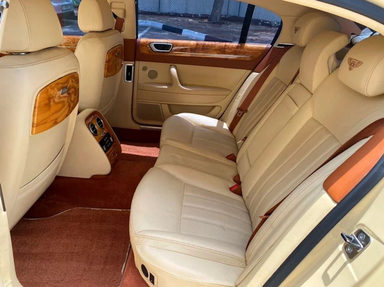Bentley Flying Spur Speed Arabia