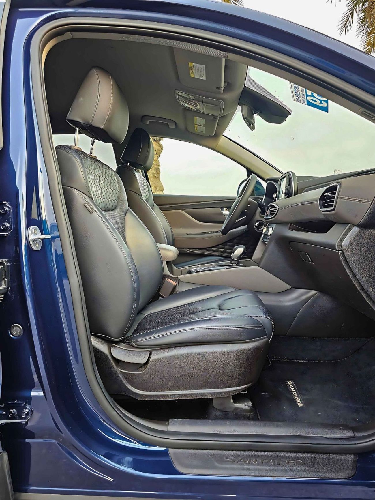 Hyundai Santa Fe SE/ RADAR/ LANE ASSIST/ LEATHER SEATS/ DVD CAMERA/ EXPORT ONLY / LOT# 35098