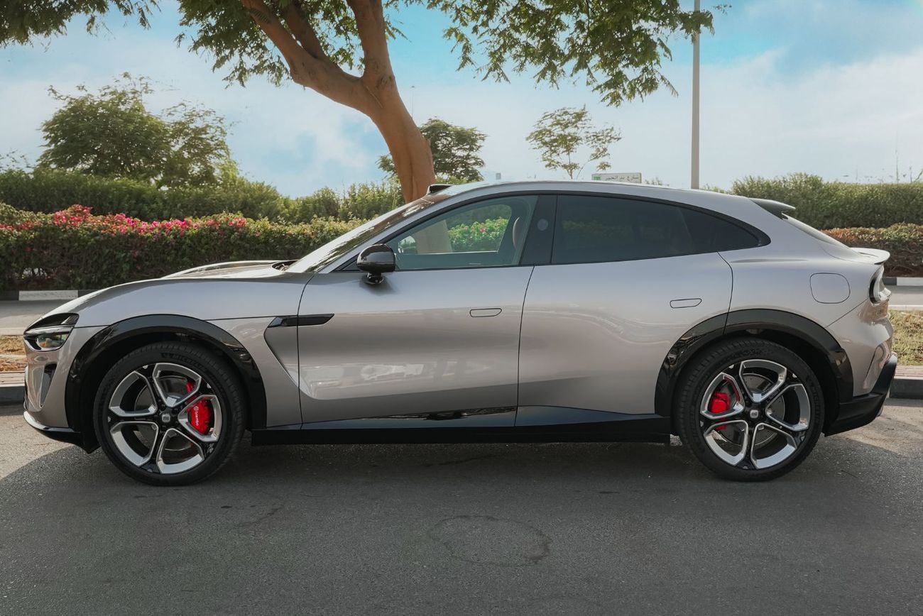 Xiaomi YU7 Xiaomi YU7 2025 – Ultra-long Range High-Performance 4WD Max