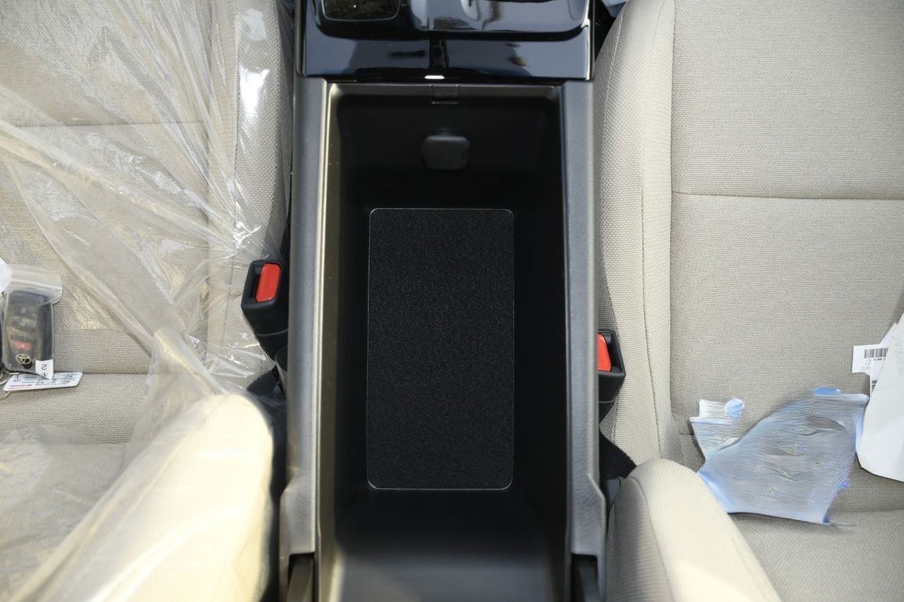 تويوتا كامري 2.5L LE Petrol GCC (Ready Stock)