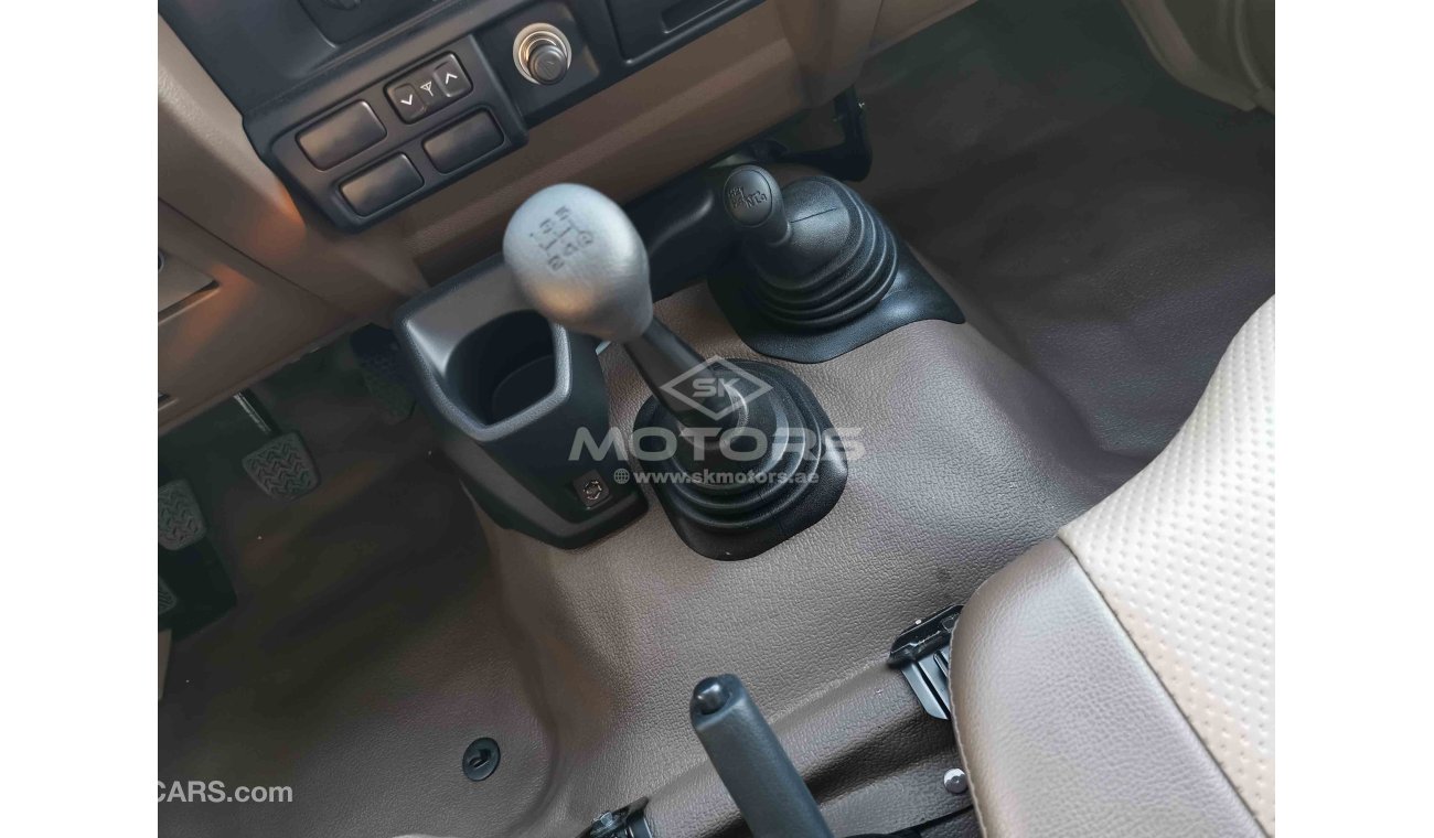Toyota Land Cruiser Hard Top 4.2L Diesel, 16" Alloy Rims, Key Start, 4WD Gear Box, Xenon Headlights, CODE - HTLX76