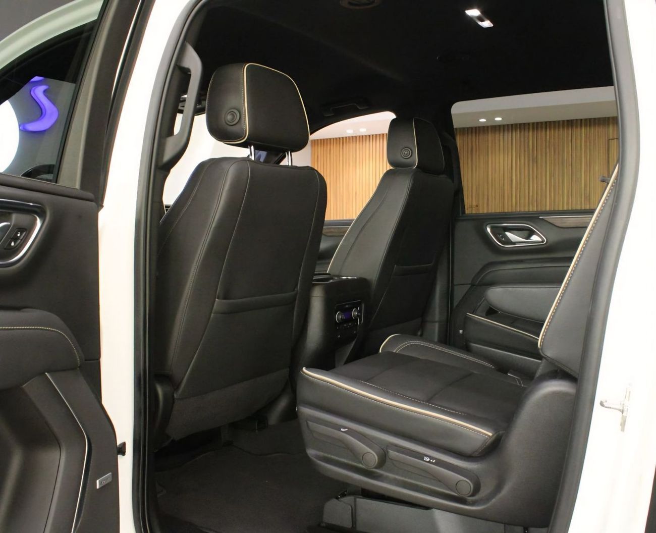 Chevrolet Suburban PREMIER, миниатюра 21
