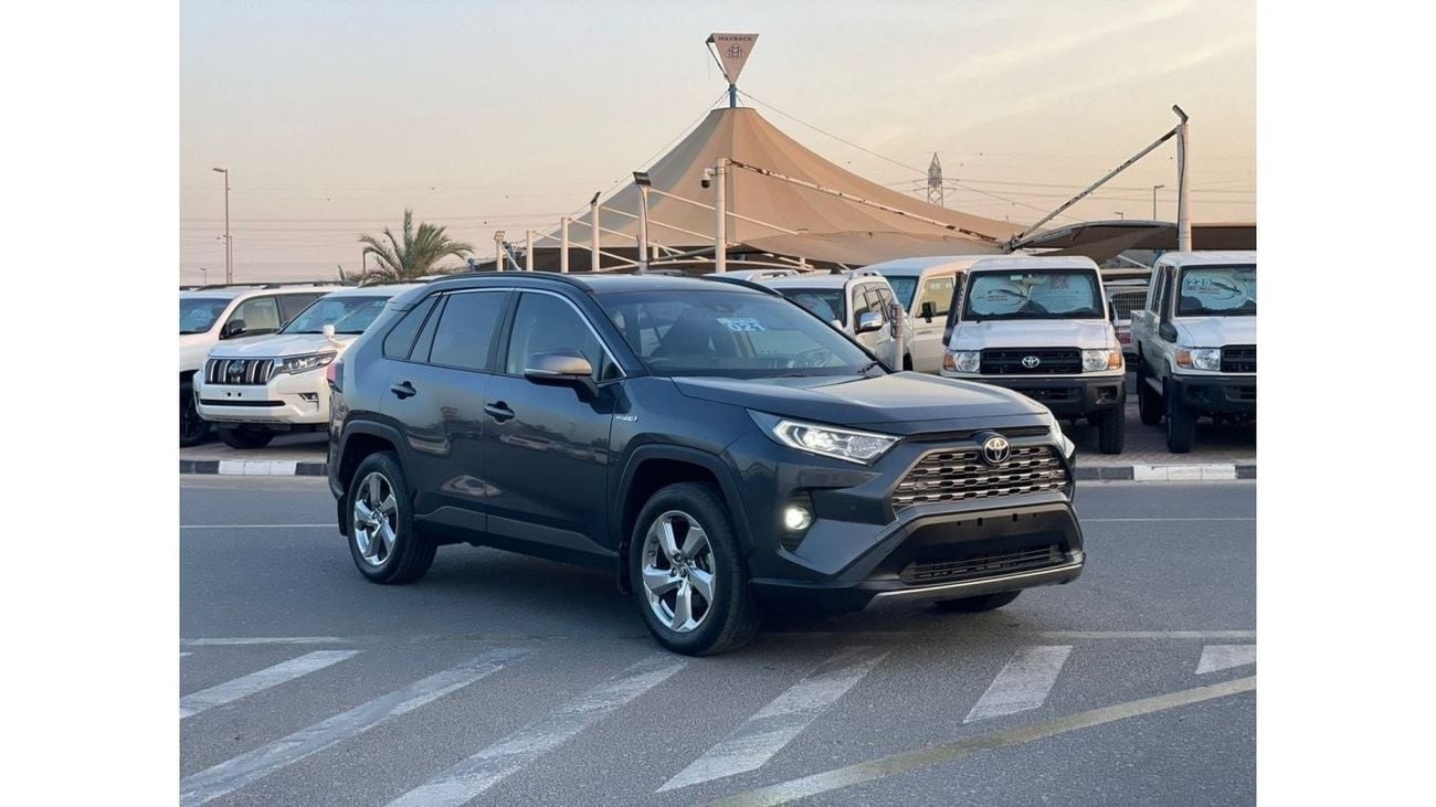 تويوتا راف ٤ *Offer*2021 Toyota RAV4 Hybrid - 2.5L V4 - Right Hand Drive - Japan Specs --UAE PASS