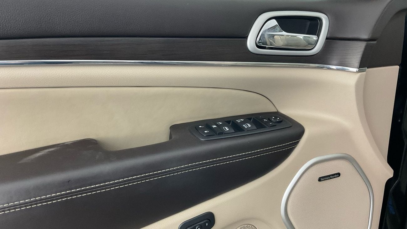 جيب جراند شيروكي Summit | upto AED 20,000 Ramadan Discount | شامل الضمان | 0 ﺪﻔﻋﺓ ﺃﻮﻟﻯ