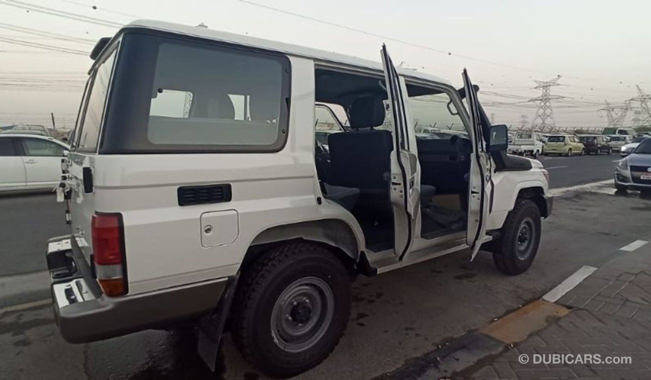 Toyota Land Cruiser Hard Top 5 doors