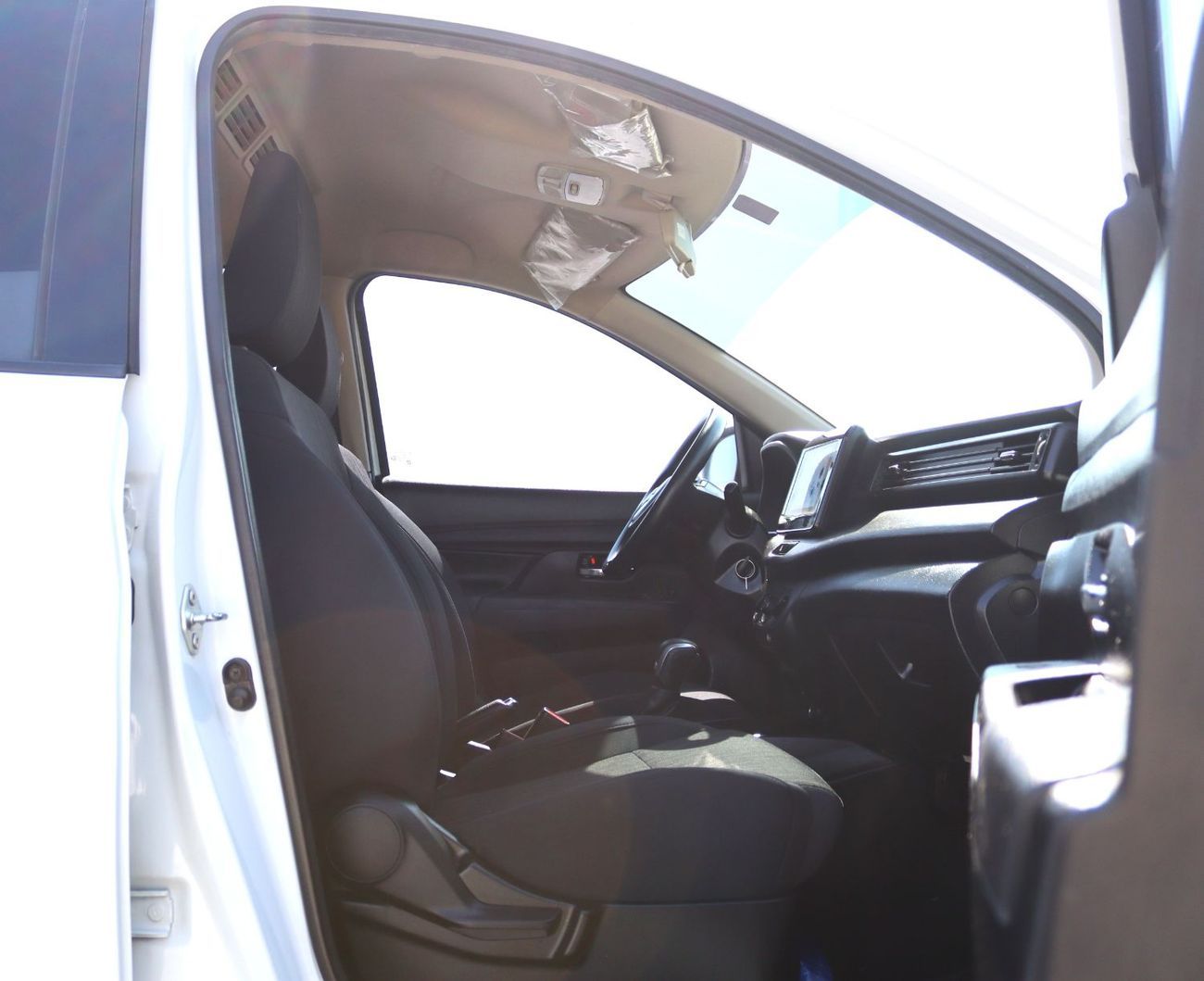 سوزوكي ايرتيغا سوزوكى إرتيجا - 2024 - خليجى - بدون حوادث 7مقاعد - بمحرك 1.5 - بحاله ممتازه