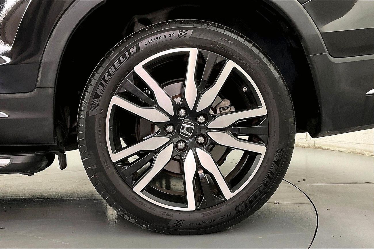 Renault Duster PE | 1 year free warranty | 0 Down Payment