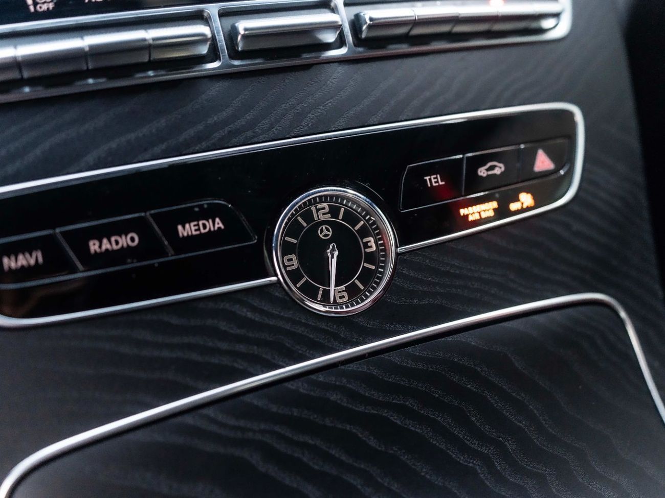 Mercedes-Benz C 200 Premium 2.0L