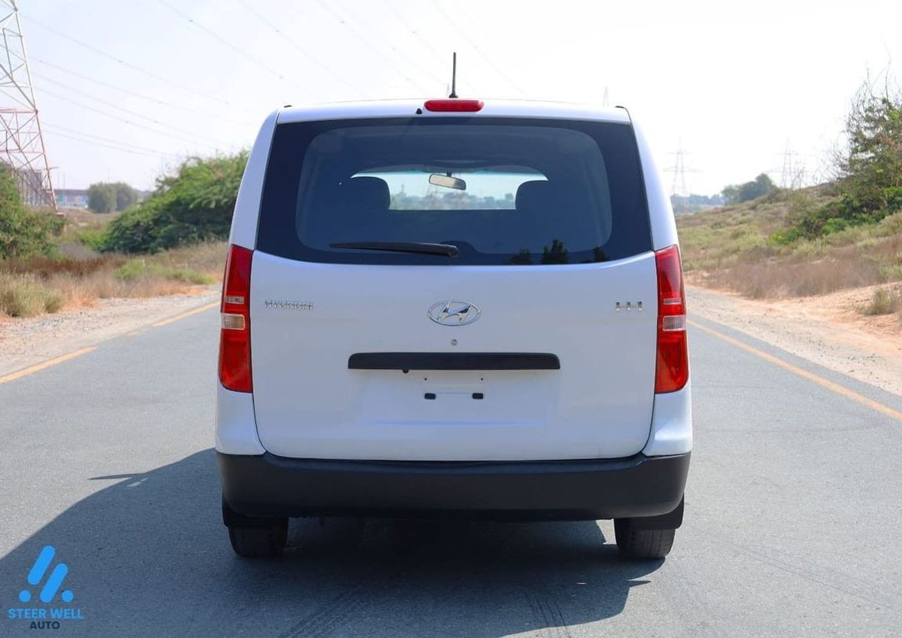 Hyundai H-1 Std 2019 Cargo Van 2.5L RWD / Diesel M/T / Like New Condition / Bulk Deals / Lowest Price / Book Now