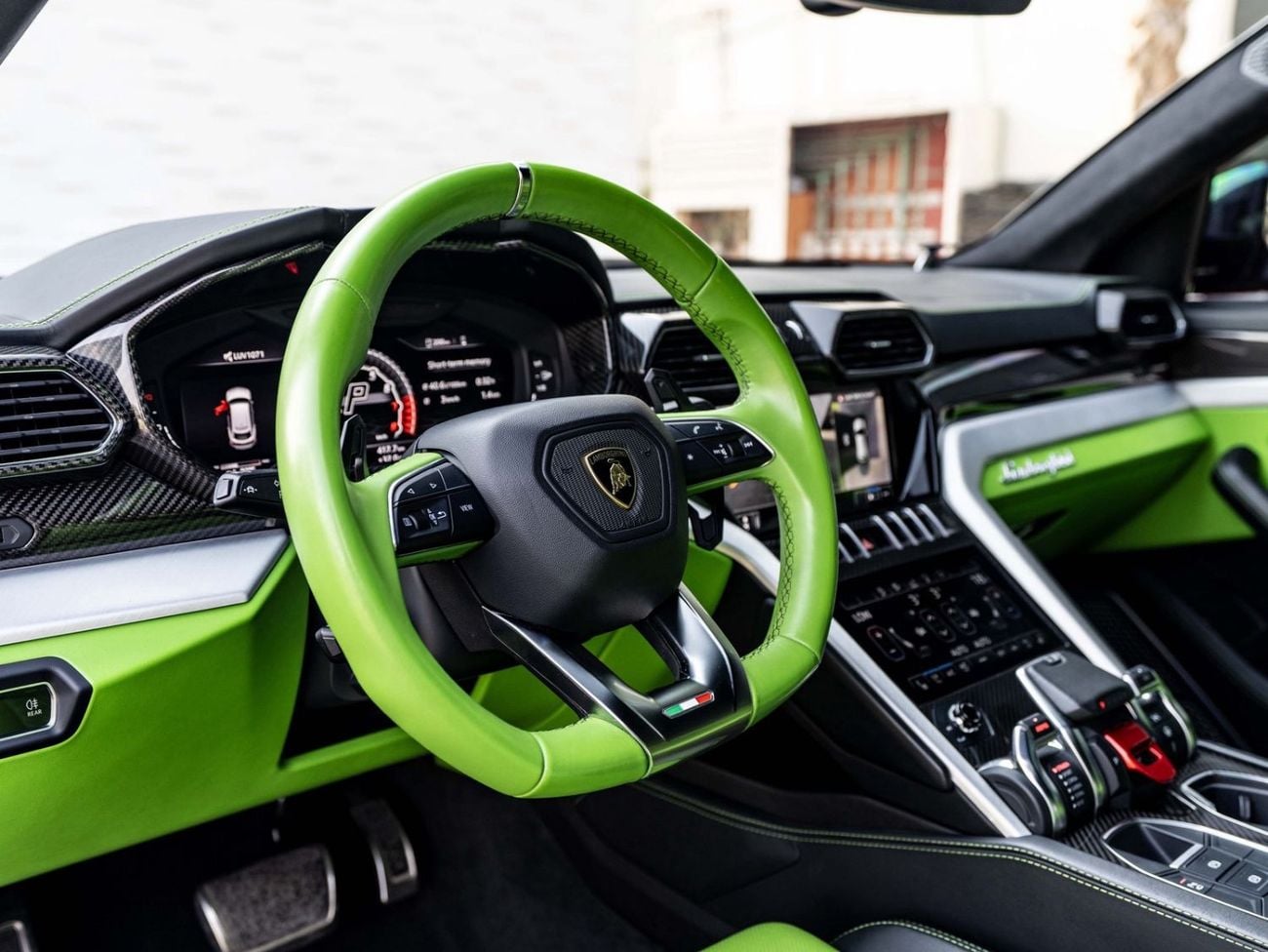 Lamborghini Urus STD