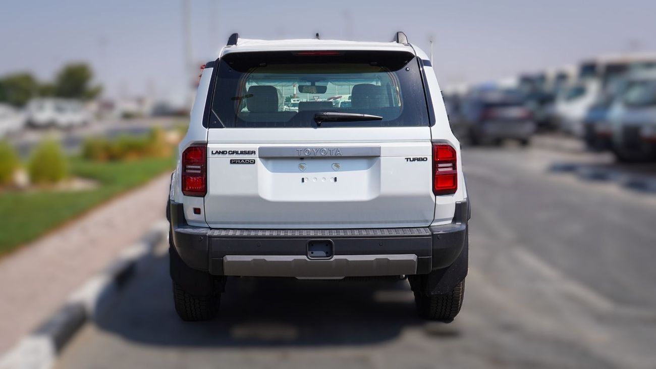 تويوتا برادو VXR ECTAGR028 - 2026 Toyota Prado - 2.8L Diesel Auto - White w Beige