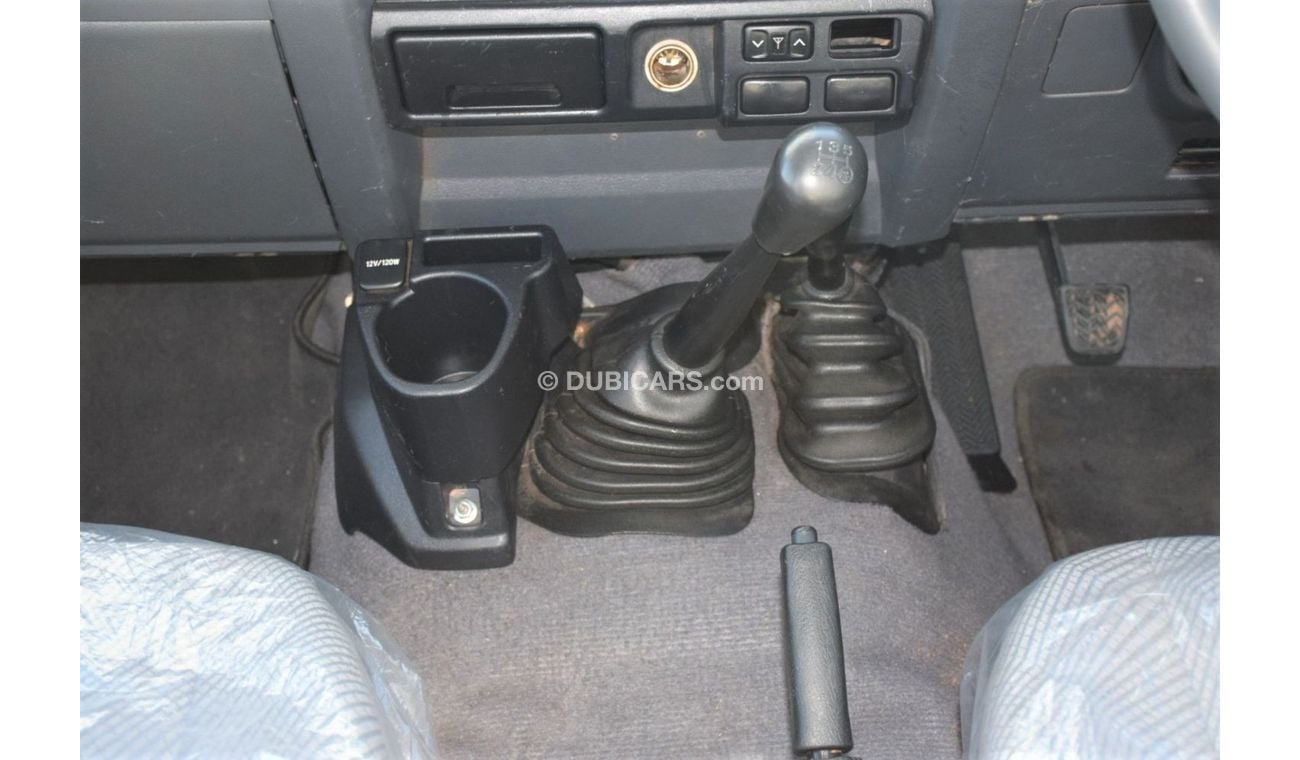 تويوتا لاند كروزر بيك آب