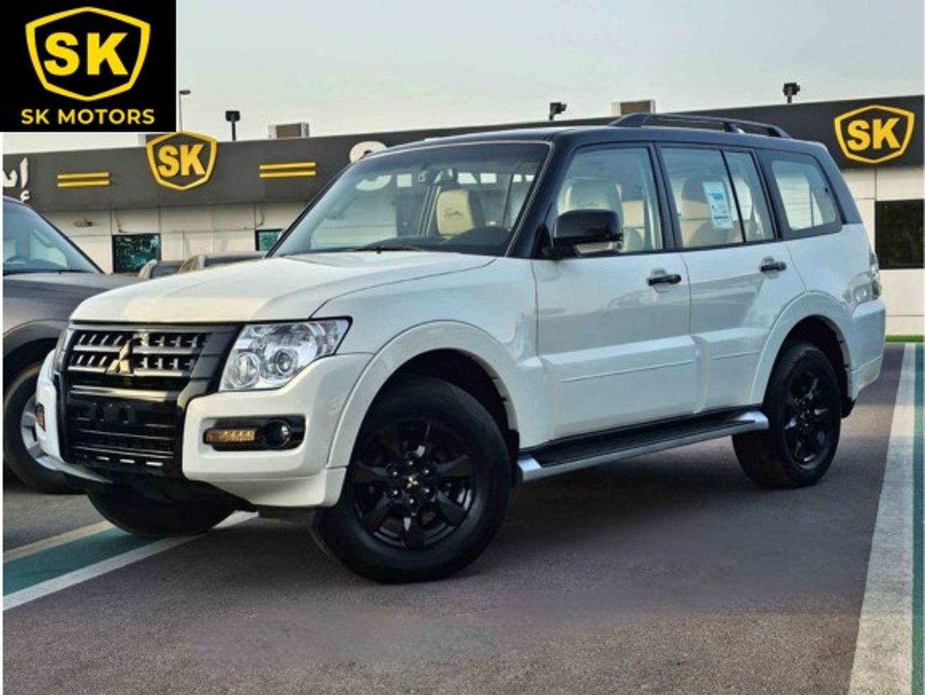 ميتسوبيشي باجيرو GLS 3.5/ 4WD/ DVD CAMERA/ LOW MILEAGE/ 875 MONTHLY / LOT#714146