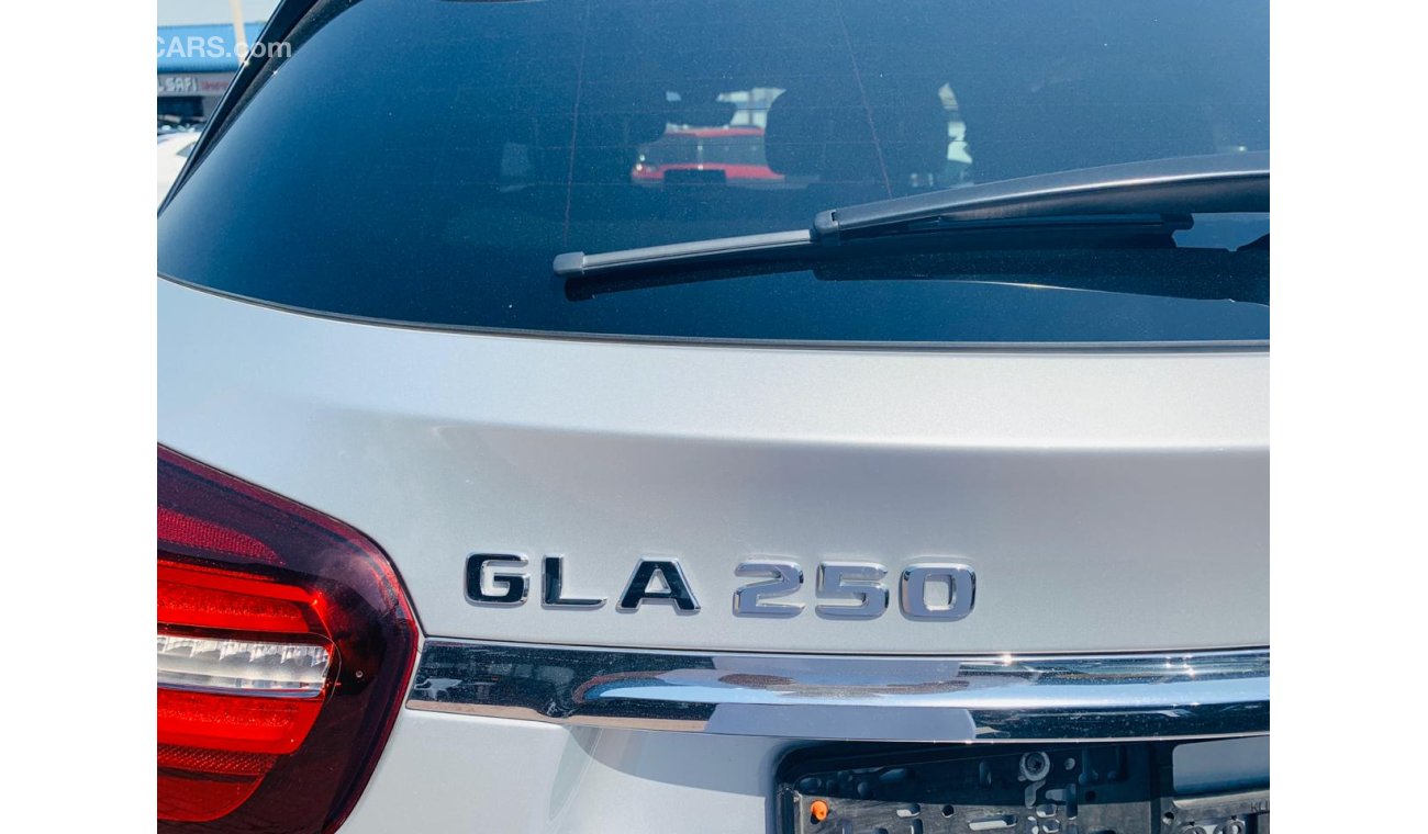 مرسيدس بنز GLA 250