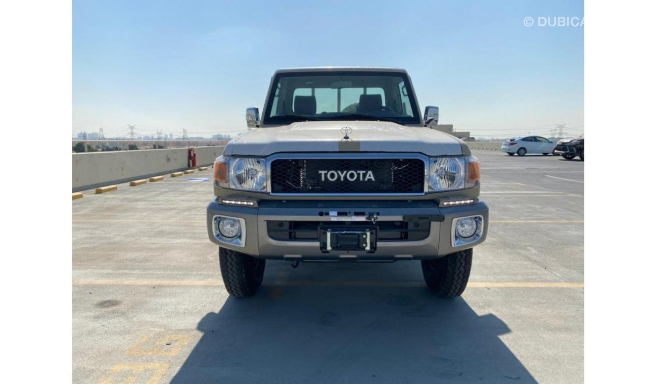 Toyota Land Cruiser Pick Up 2021 Single Cabin petrol  ( ONLY FOR EXPORT )