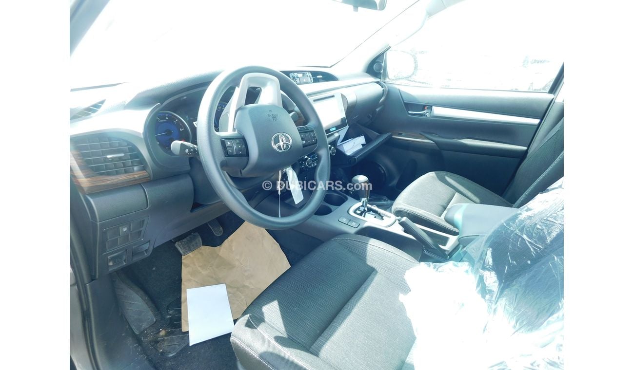 Toyota Hilux DOUBLE CABIN PICKUP 2.4L DIESEL AUTOMATIC