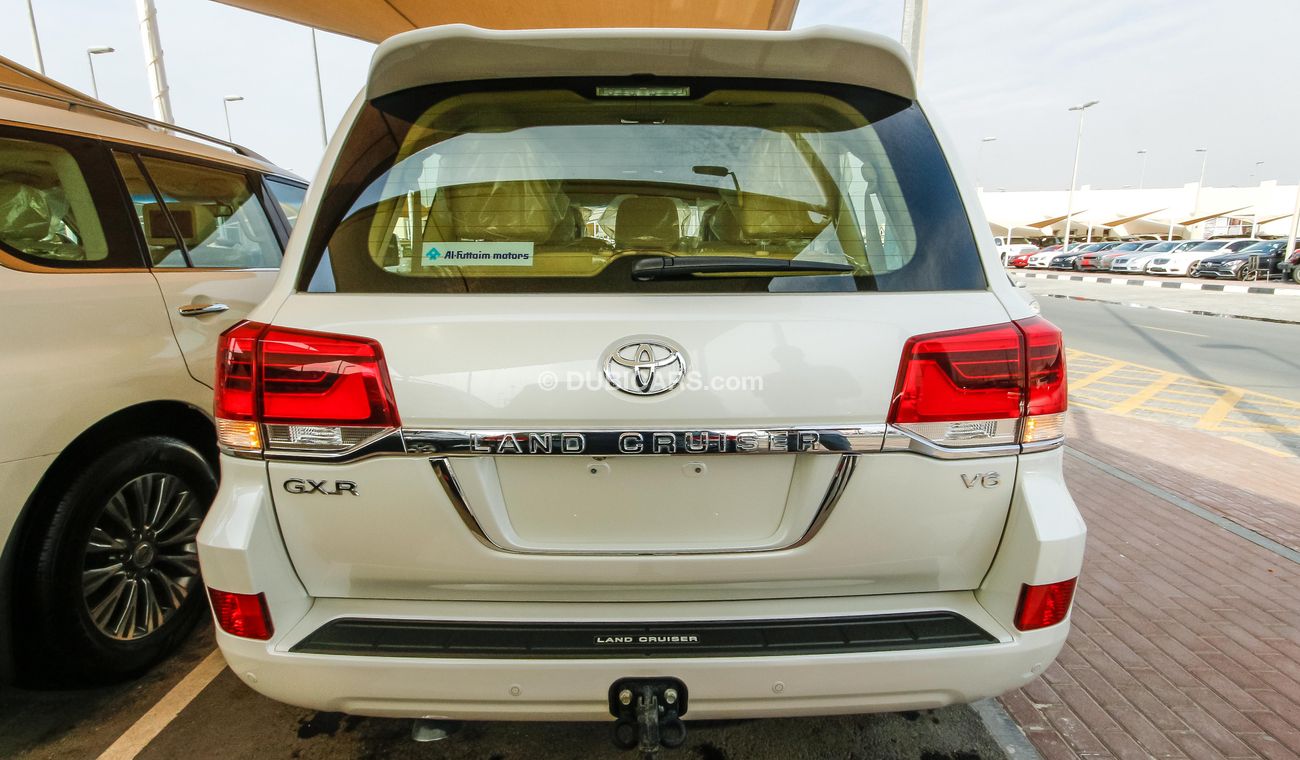 Toyota Land Cruiser GXR V6