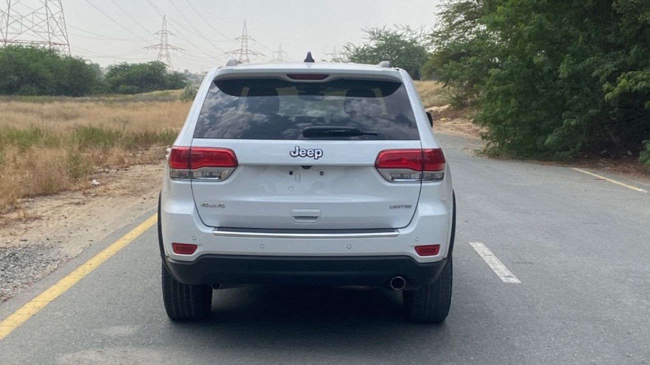 Jeep Grand Cherokee Limited 4X4 Drive
