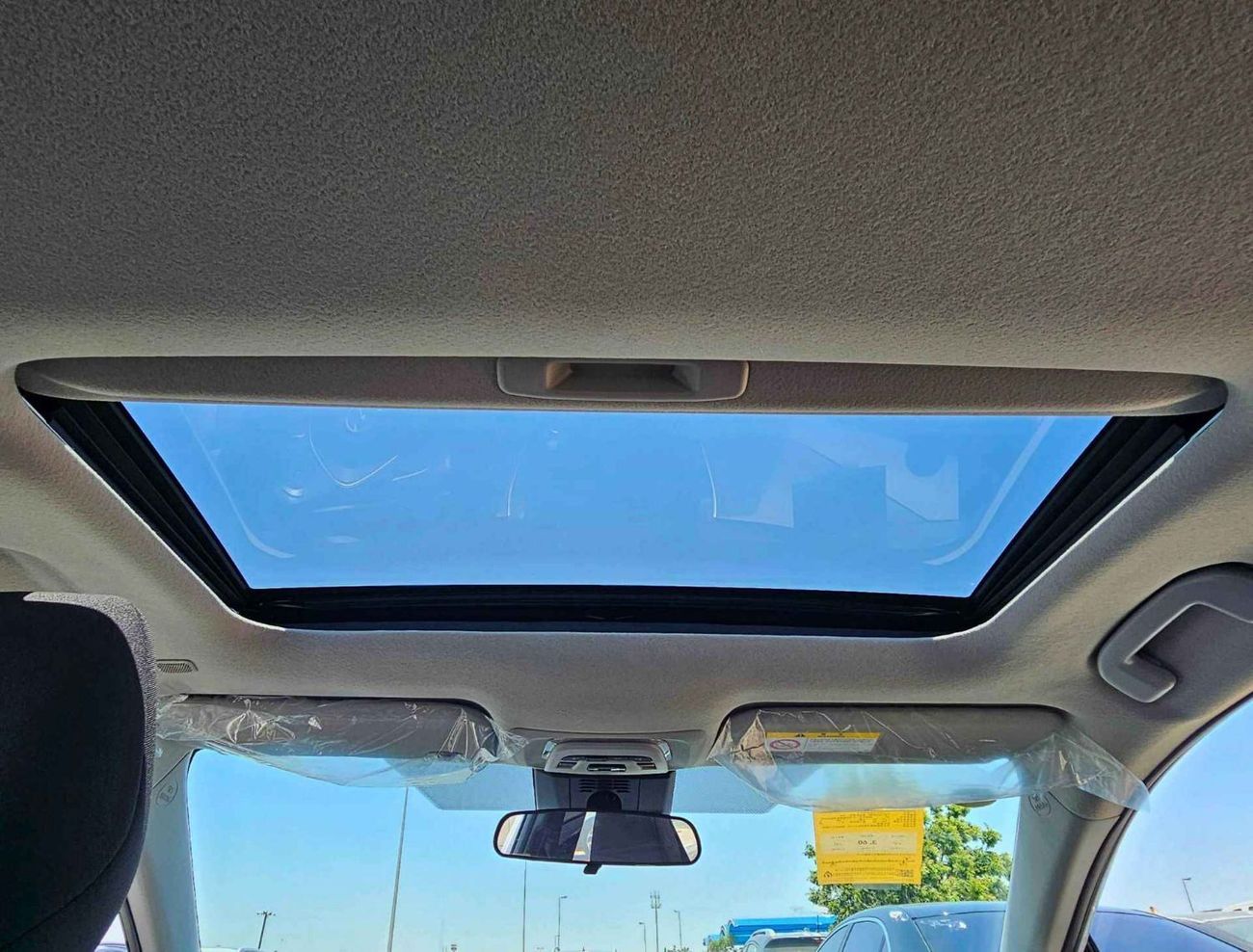 Toyota Levin HYBRID LUXURY/1.8L V4 A/T/SUNROOF REAR CAMERA/FULL OPTION